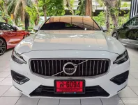 2021 Volvo V60 2.0 T8 Inscription Wagon รถบ้านแท้ 