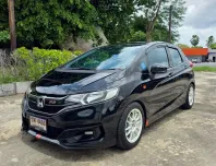 2018 Honda JAZZ 1.5 i-VTEC รถเก๋ง 5 ประตู รถสภาพดี มีประกัน ไมล์แท้  ของแต่งเพียบ 