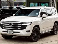 Toyota Land Cruiser 3.4 V6 2025 รถสวย ไมล์น้อย  