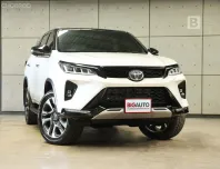 2022 Toyota FORTUNER 2.4 Legender (Black top) SUV AT ไมล์แท้ รับประกันตัวรถ 5 ปี 150,000 KM B7751 
