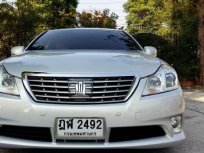 2010 TOYOTA Crown Royal Saloon