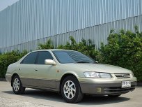 TOYOTA CAMRY ปี 2000 เกียร์ออโต้ โฉมไม้บรรทัด เครื่อง 2.2 SEG รุ่นTOPสุด เบาะหนังแท้ ปรับไฟฟ้าคู่หน้า เข้าศูนย์ตลอด ไม่เคยติดแก๊ส ไม่เคยชน