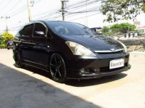 ปี 2004 TOYOTA WISH 2.0 Q มีแอร์หลัง จอทีวี