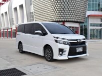 Toyota Voxy (ปี 2015) ZS 2.0 AT MPV ราคา 1,830,000 บาท