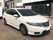 HONDA CITY 2012 สีขาว รุ่นรองท้อป เบาะหนัง ล้อแมกซ์ ติดแก๊ส LPG ถังโดนัท