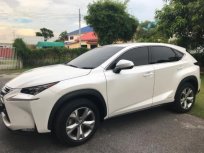 รถดีรีบซื้อ LEXUS NX300h