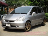 2004 Honda JAZZ 1.5 I-DSI เคดิสดีฟรีดาวน์ ฟรีประกัน ไม่ต้องมีคนค้ำ