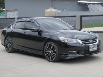 รถดี ฟรีดาวน์ ACCORD 2.4 TECH สีดำ 