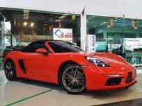 2018 Porsche 718 Boxster สีส้ม .