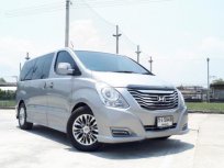 2015 HYUNDAI Grand Starex รับประกันใช้ดี