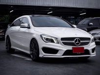 2016 Mercedes-Benz CLA250 AMG Shooting Brake hatchback 