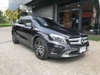 MERCEDES BENZ รุ่น GLA 200 W156       1.6 AT ปี 2015  .