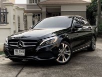 Mercedes-Benz W205 C350e Plug-in Top ปี 2018 .