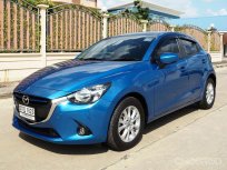 MAZDA 2 1.3 SKYACTIVE SPORTS HIGH CONNECT ปี 2015 เกียร์AUTO  สี Dynamic blue(สีหายาก) รถสภาพป้ายแดง