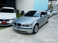 2004 BMW 318i SE รถเก๋ง 4 ประตู 