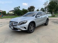 2016 Mercedes-Benz GLA200 Urban รถเก๋ง 5 ประตู 