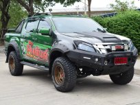 2014 iSUZU ALL NEW DMAX 4 ประตู 2.5 HI LANDER Z เครื่อง 2500 ดีเซล แต่งนิดหน่อย ไม่รอรอบ ภาย