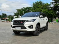 รถบ้าน เจ้าของขายเอง Toyota Fortuner 2.8 TRD Sportivo 4WD SUV 