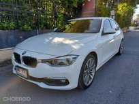 2017 BMW 330E Luxury รถเก๋ง 4 ประตู 