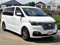 2019 Hyundai Grand Starex 2.5 Premium รถตู้/MPV 
