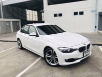 2013 BMW 320i M Sport รถเก๋ง 4 ประตู 