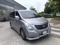 2016 Hyundai H-1 2.5 Touring รถตู้/MPV 