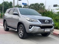 TOYOTA FORTUNER 2.4 V 4WD 2017  💵ราคา 1,090,000 บาท  💥Mile 80,000 km