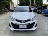 Toyota YARIS 1.2 E 2020