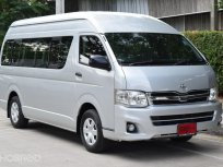 2013 Toyota COMMUTER 2.5  