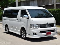 Toyota Ventury 2.7 V 2013