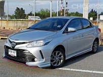 2017 Toyota VIOS 1.5 E รถเก๋ง 4 ประตู รถมือเดียวออกห้าง ใช้งานน้อย กระจกพับ-ปรับไฟฟ้า ชุดแต่งรอบคัน แอร์เย็นจนหนาว พร้อมใช้จริงๆ