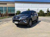 2017 Toyota Fortuner 2.4 V มีเครดิตหรือไม่มีก็ฟรีดาวน์