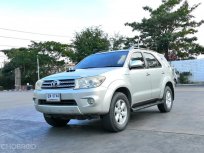 2010 TOYOTA FORTUNER 3.0 V. 4WD. AT. รถบ้านเดิมๆ โฟร์วิล