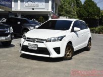 2015 Toyota YARIS 1.5 J รถเก๋ง 5 ประตู 