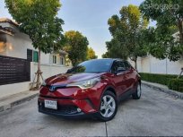 2019 Toyota C-HR Hybrid รถเก๋ง 5 ประตู 