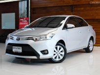 ผ่อน6,XXX VIOS 1.5 E 2017 รถสวยเดิมมั่นใจได้ในทุกเส้นทาง ประวัติดีเข้าศูนย์ตามระยะ  ห้องเครื่อง เกียร์ สมบูรณ์ 