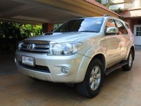 2010 Toyota Fortuner 3.0 V SUV 