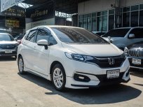 ขายรถ ใมล์ 6,000 KM ปี  2020 Honda Jazz 1.5 (ปี 14-18) RS i-VTEC Hatchback AT