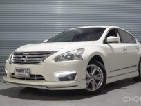 Nissan Teana 2.0xl navi ปี  2015 จด 2021
