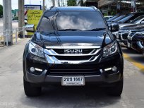 เรามีรุ่นนี้ให้เลือกถึง 4 คัน Isuzu MU-X 3.0 ปี2014  SUV 