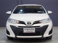 2018 Toyota YARIS 1.2 E รถเก๋ง 5 ประตู  ฟรีดาวน์