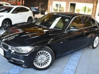 2013 BMW 320i Luxury 