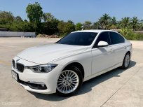 2018 BMW 320d 2.0 Iconic รถเก๋ง 4 ประตู ฟรีดาวน์