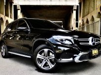 MERCEDES-BENZ GLC 220D 4 MATIC SUV   ปี 2019 รถมือเดียวออกศูนย์ สภาพเหมือนได้รถป้ายแดง ไมล์น้อย