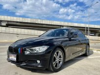 2015 BMW 320d 2.0 Sport สีดำ รถมือเดียวออกศูนย์ German Auto