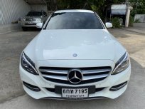 Mercedes-Benz C300 2.1 Blue TEC HYBRID Exclusive กระจังแบบฝัง