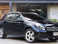 2020 Mercedes-Benz GLA200 Urban