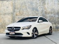 2018 Mercedes-Benz CLA200 1.6 Urban รถเก๋ง 4 ประตู ออกรถง่าย