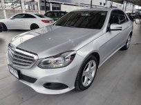 2013 Mercedes-Benz E200 2.0 Avantgarde รถเก๋ง 4 ประตู ผ่อน