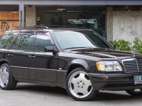 1989 Mercedes-Benz E320 W124 Estate (TE)